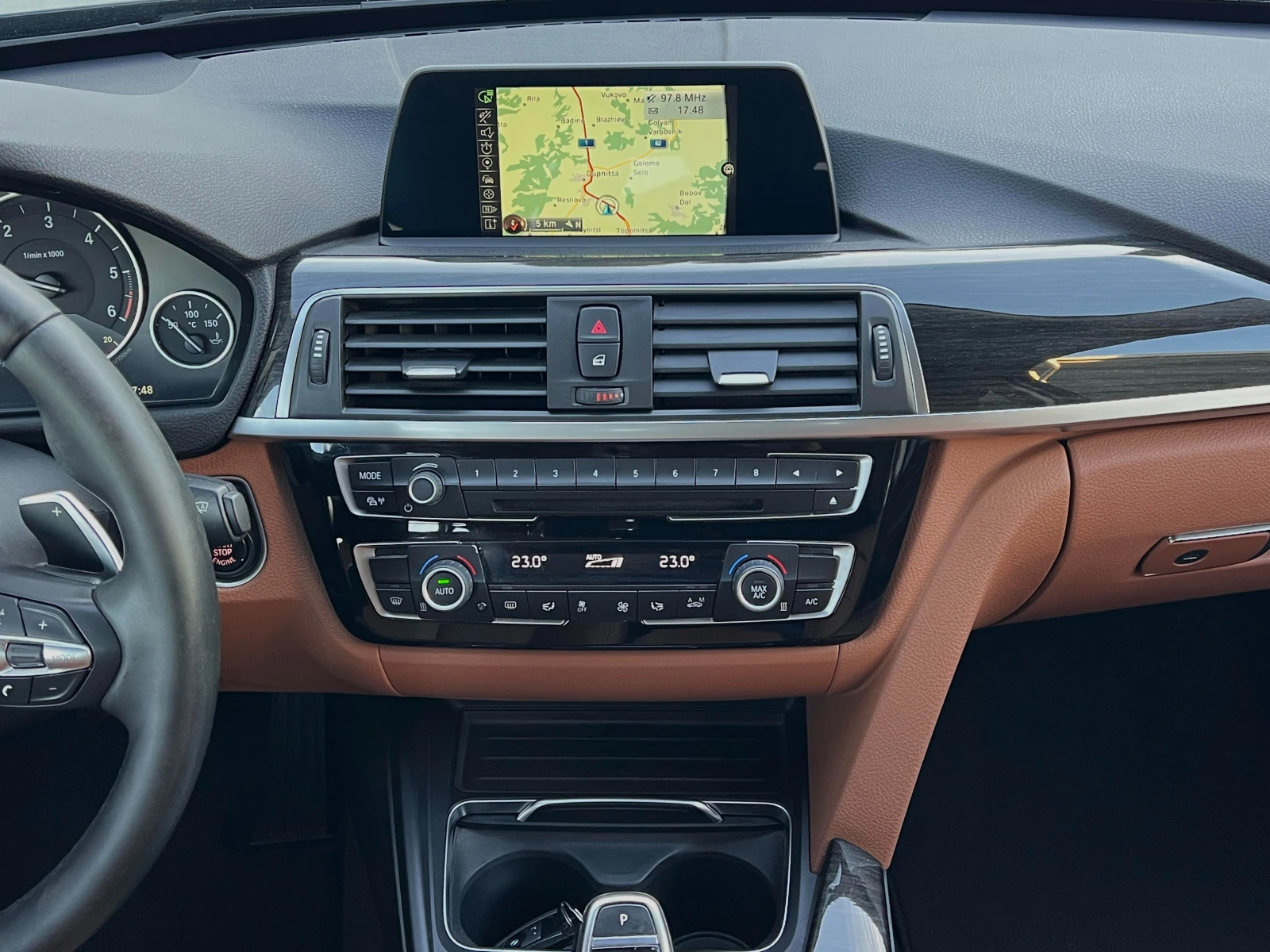 BMW 320 d xDrive Facelift ПРОЧЕТИ ОПИСАНИЕТО - изображение 9