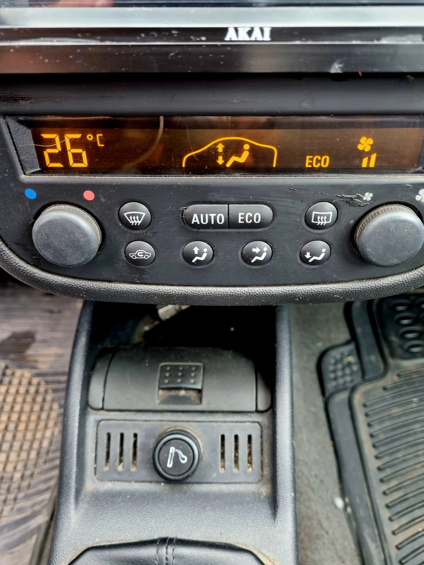 Opel Corsa 1.2 , снимка 8 - Автомобили и джипове - 53849190