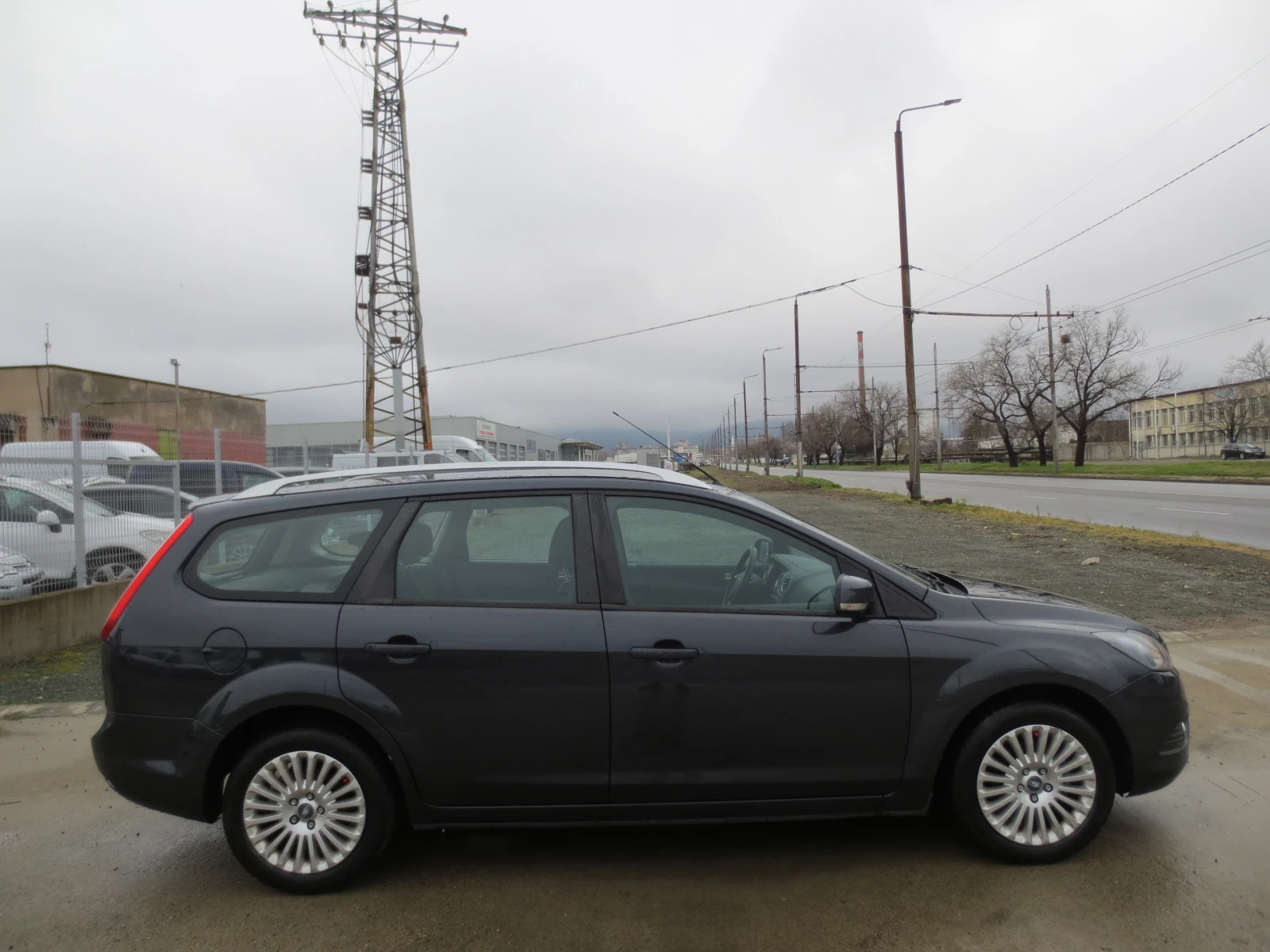 Ford Focus 1.6 i  | Mobile.bg � ����������� 4