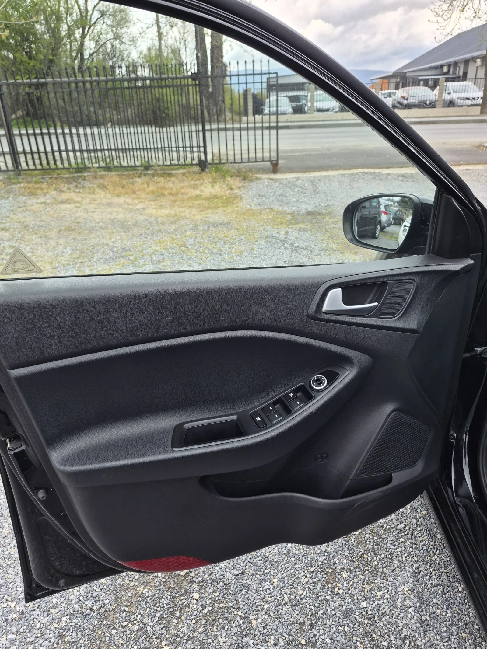 Hyundai I20 1.4 Crdi  Evro 6, снимка 16 - Автомобили и джипове - 54166047