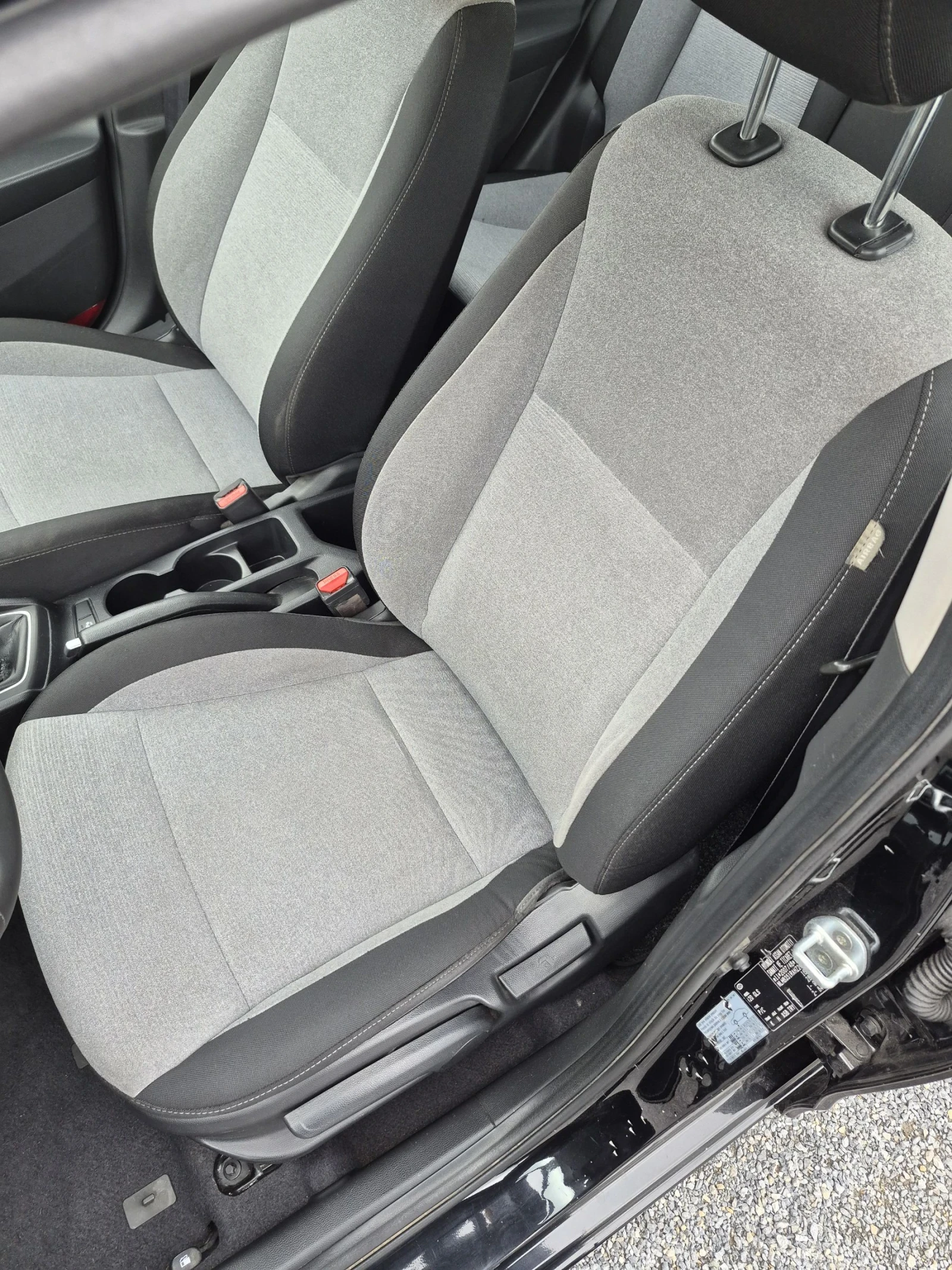 Hyundai I20 1.4 Crdi  Evro 6, снимка 11 - Автомобили и джипове - 54166047