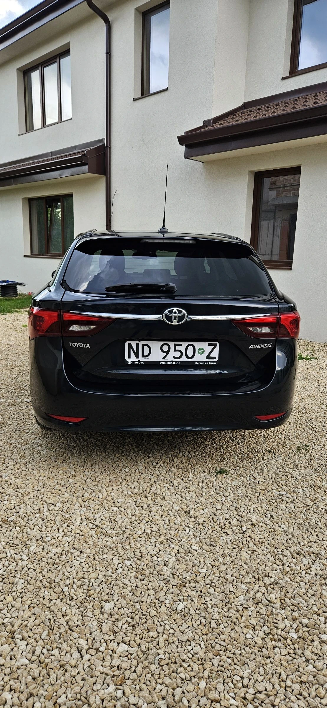 Toyota Avensis 1.8 VVT-i 147ks, снимка 5 - Автомобили и джипове - 54636077