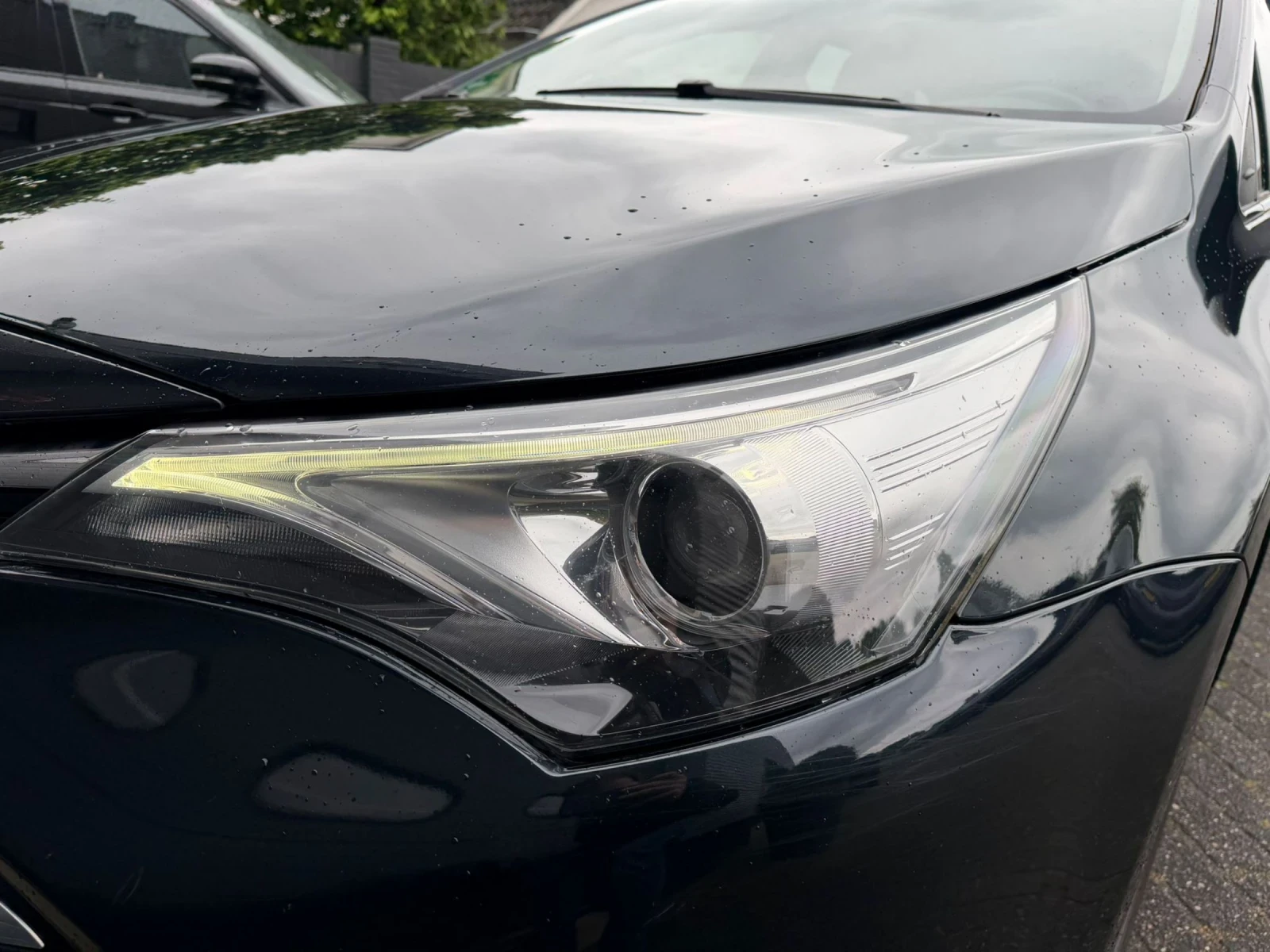 Toyota Avensis 1.8 VVT-i 147ks, снимка 5 - Автомобили и джипове - 54442312