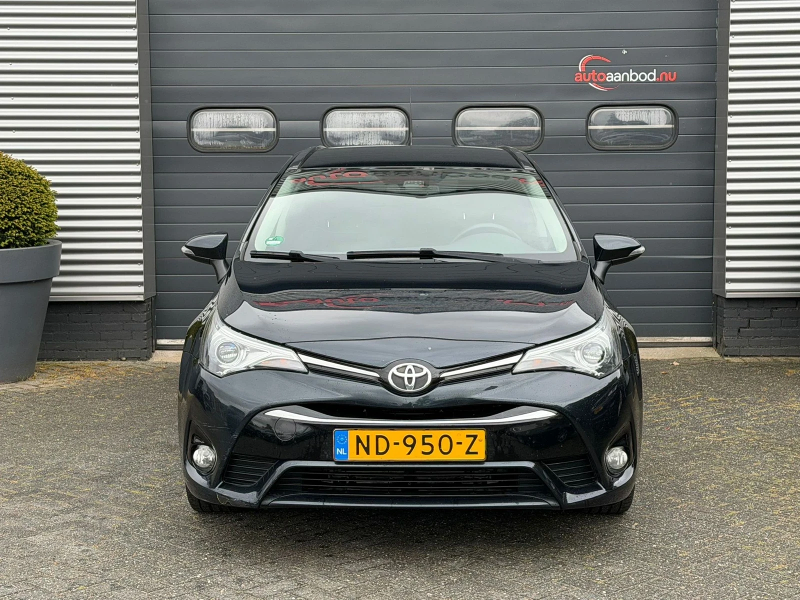Toyota Avensis 1.8 VVT-i 147ks