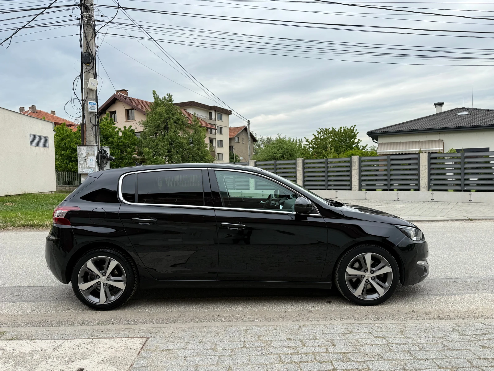 Peugeot 308 /Allure/-2.0HDI-AVTOMAT-ШВЕЙЦАРИЯ, снимка 4 - Автомобили и джипове - 54452918