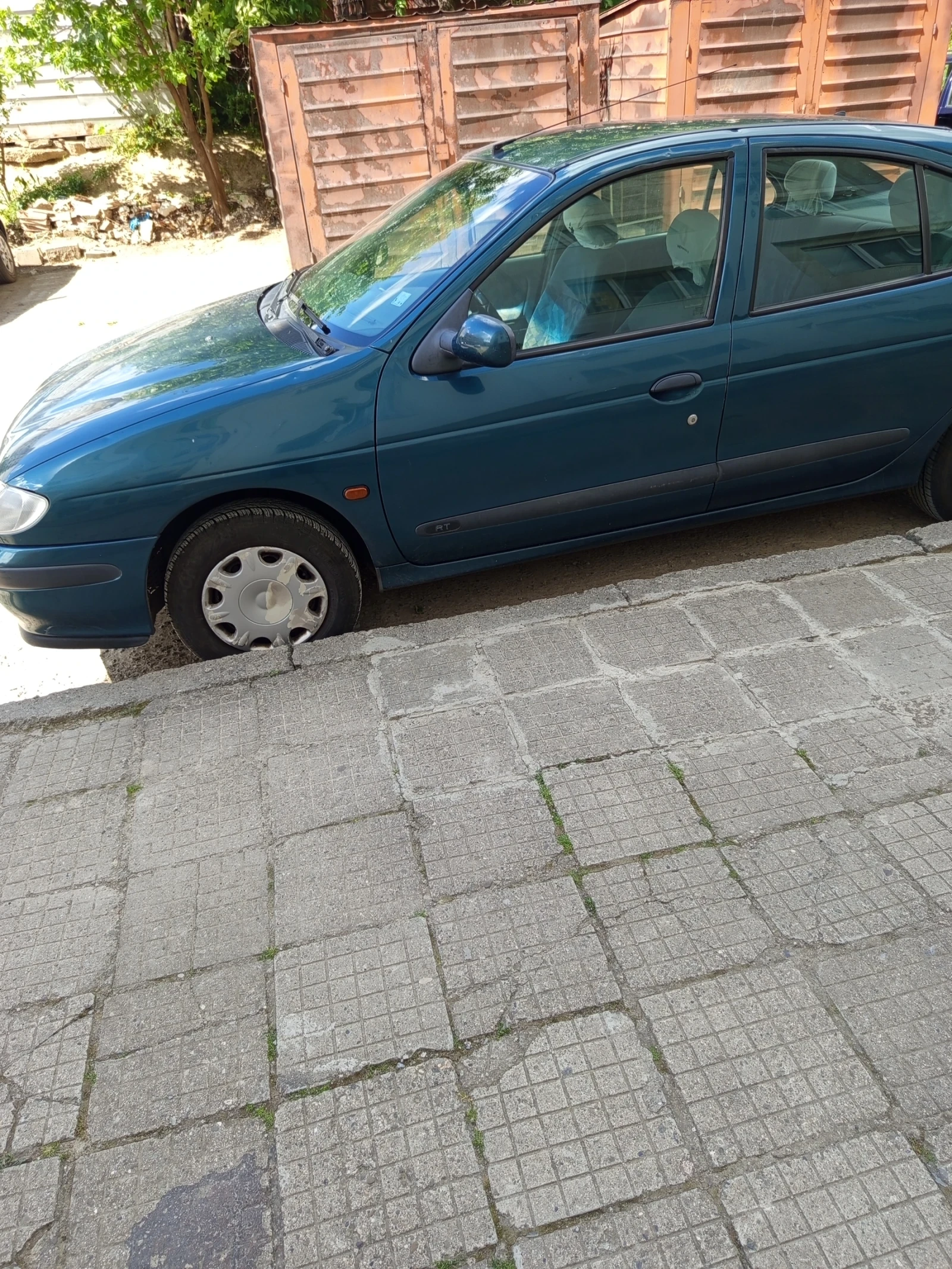 Renault Megane, снимка 2 - Автомобили и джипове - 54674851