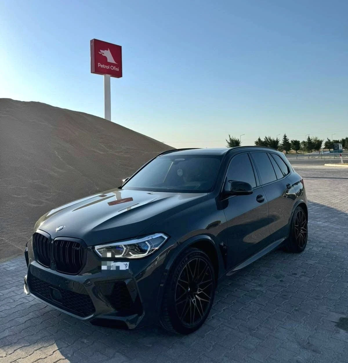 BMW X5M COMPETITION CARBON ПАНО B&W 3ХTV ЛИЗИНГ 100%, снимка 2 - Автомобили и джипове - 54697013