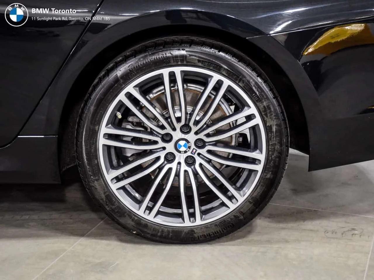 BMW 530 * 530i xDrive HK Audio | HUD | Soft Close | CarPla, снимка 9 - Автомобили и джипове - 54784280