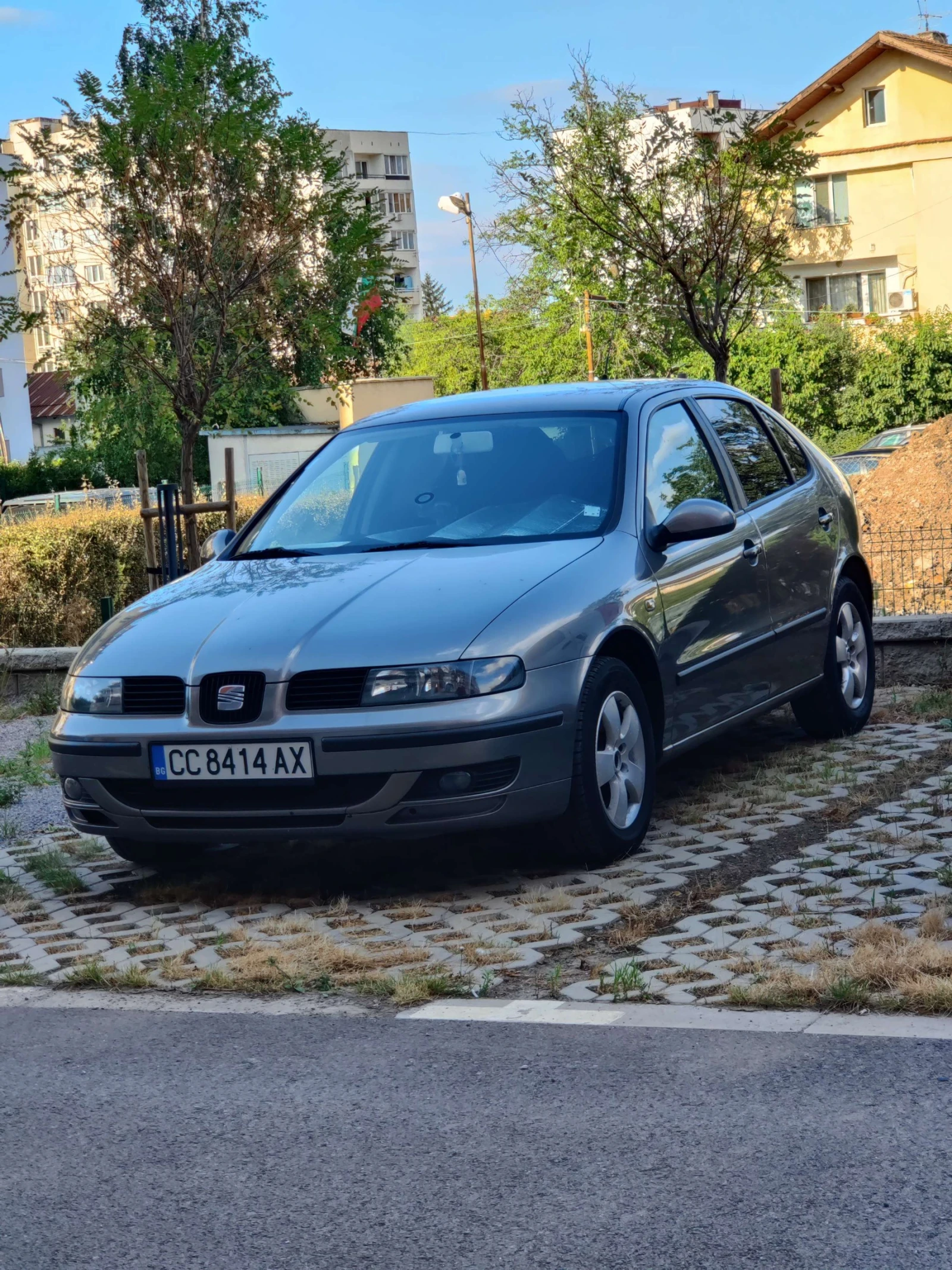 Seat Leon 1.9 TDI, снимка 10 - Автомобили и джипове - 54933405