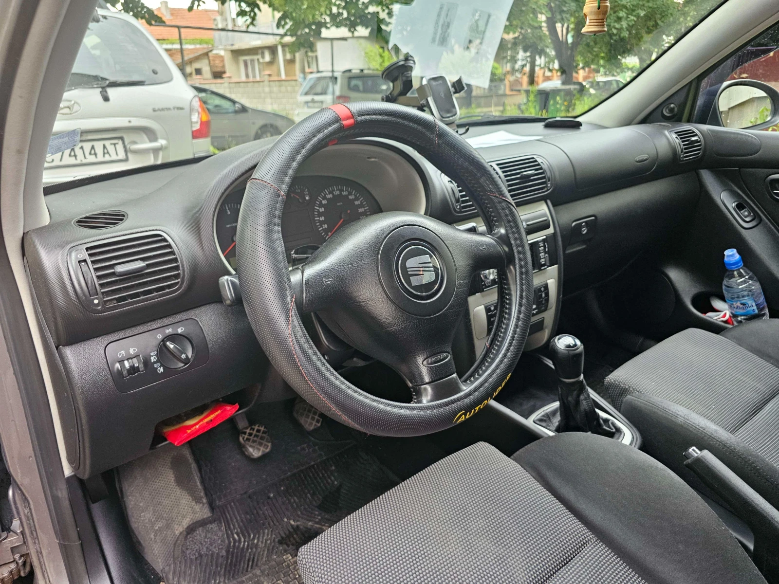 Seat Leon 1.9 TDI, снимка 6 - Автомобили и джипове - 54933405