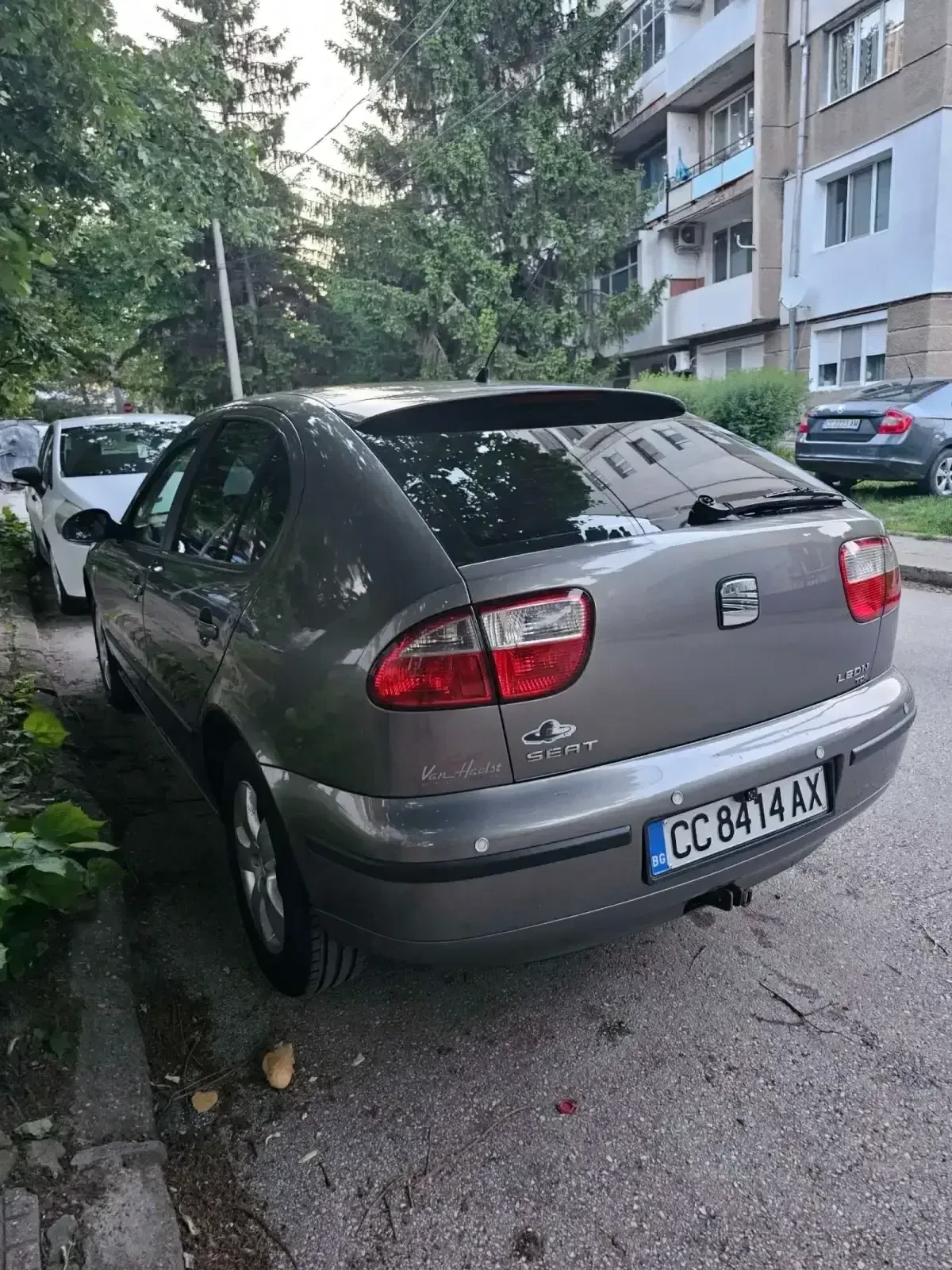 Seat Leon 1.9 TDI, снимка 12 - Автомобили и джипове - 54933405