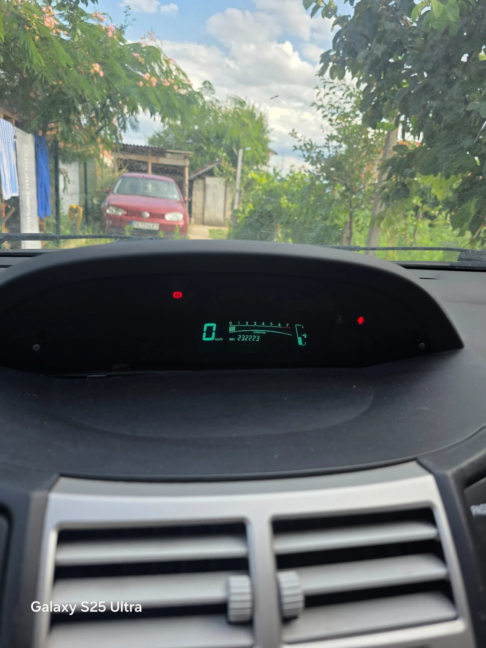 Toyota Yaris, снимка 2 - Автомобили и джипове - 55223688
