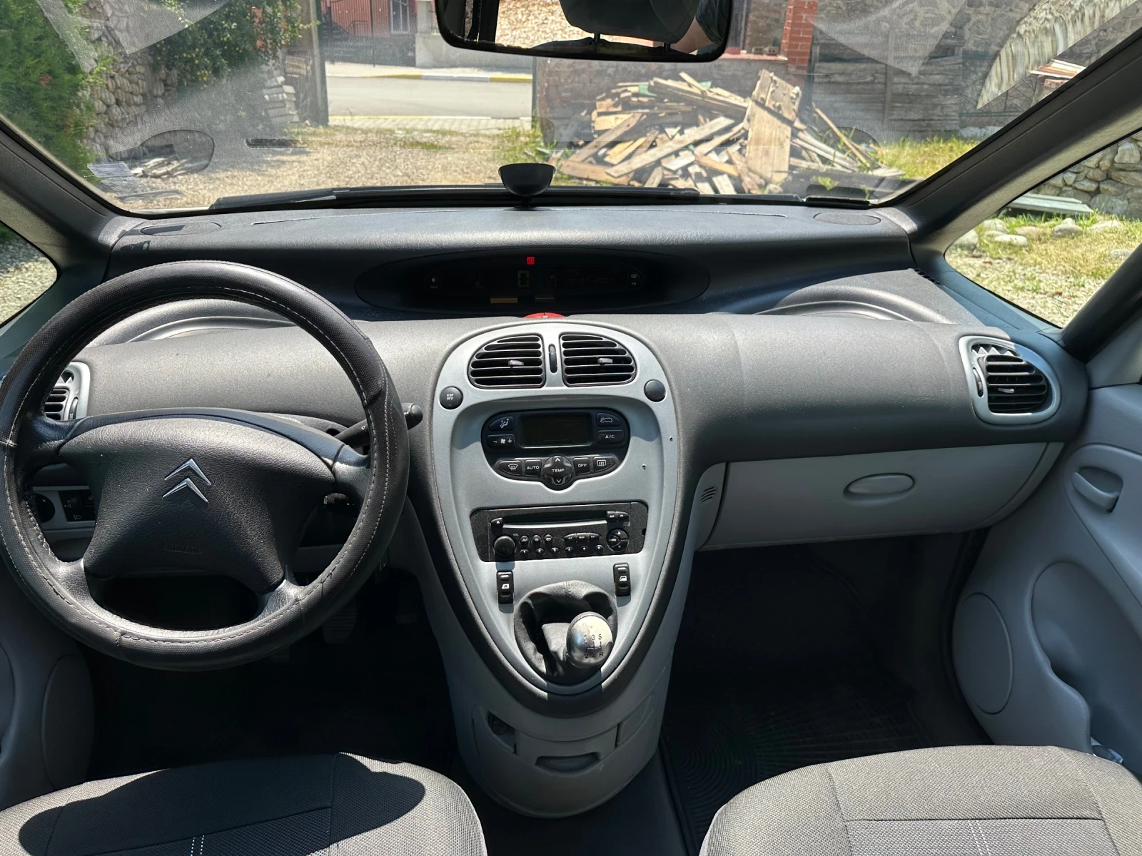 Citroen Xsara picasso 1.6 HDI, снимка 13 - Автомобили и джипове - 55317783