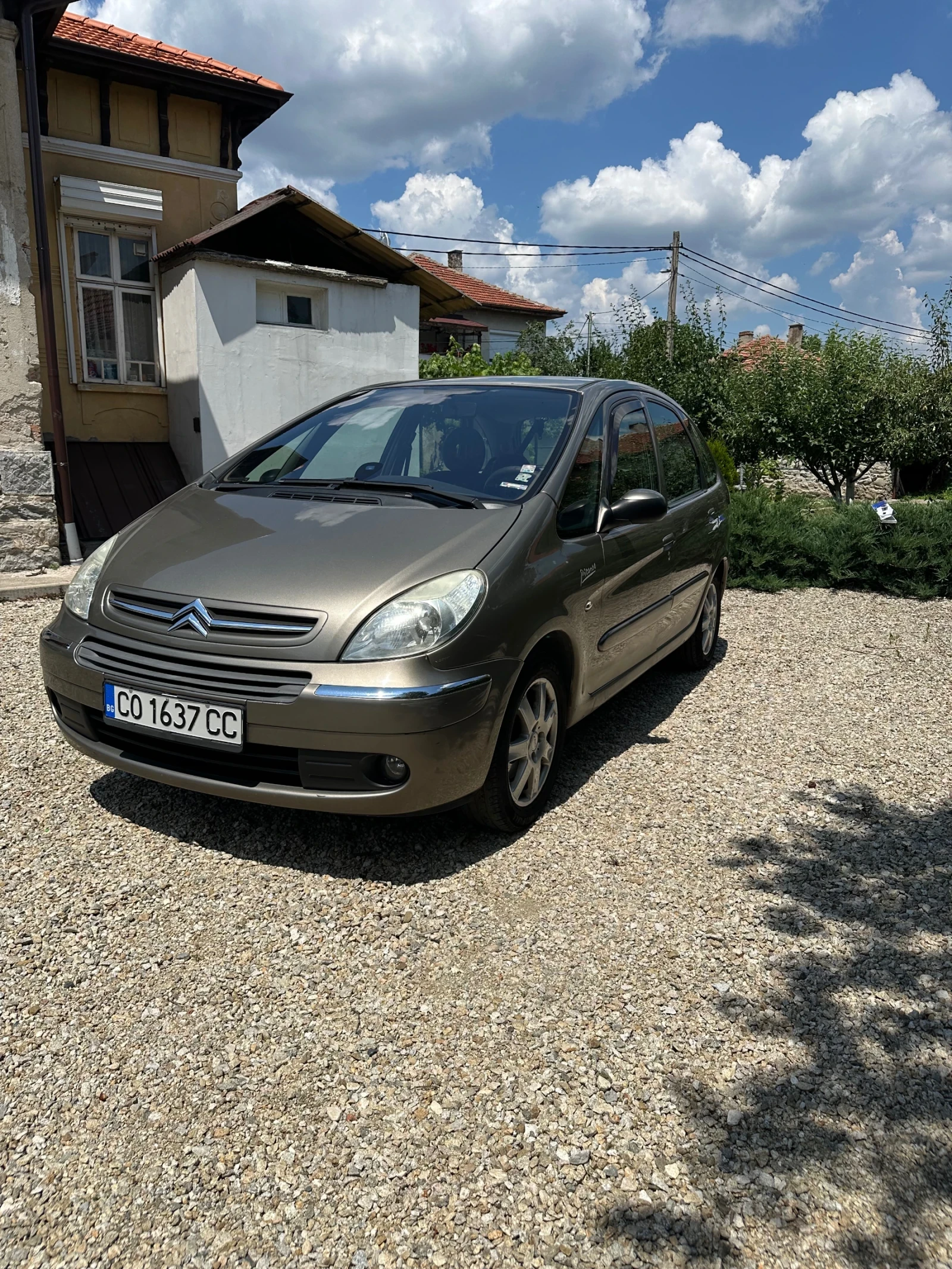Citroen Xsara picasso 1.6 HDI, снимка 3 - Автомобили и джипове - 55317783