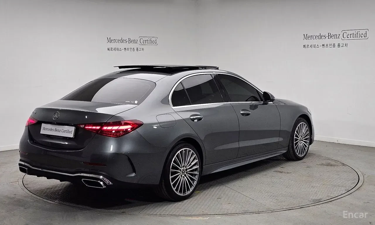 Mercedes-Benz C 300 AMG* LINE* ПОДГРЕВ* ОБДУХВАНЕ* LANE* ASSIST* 360КА, снимка 4 - Автомобили и джипове - 55693445