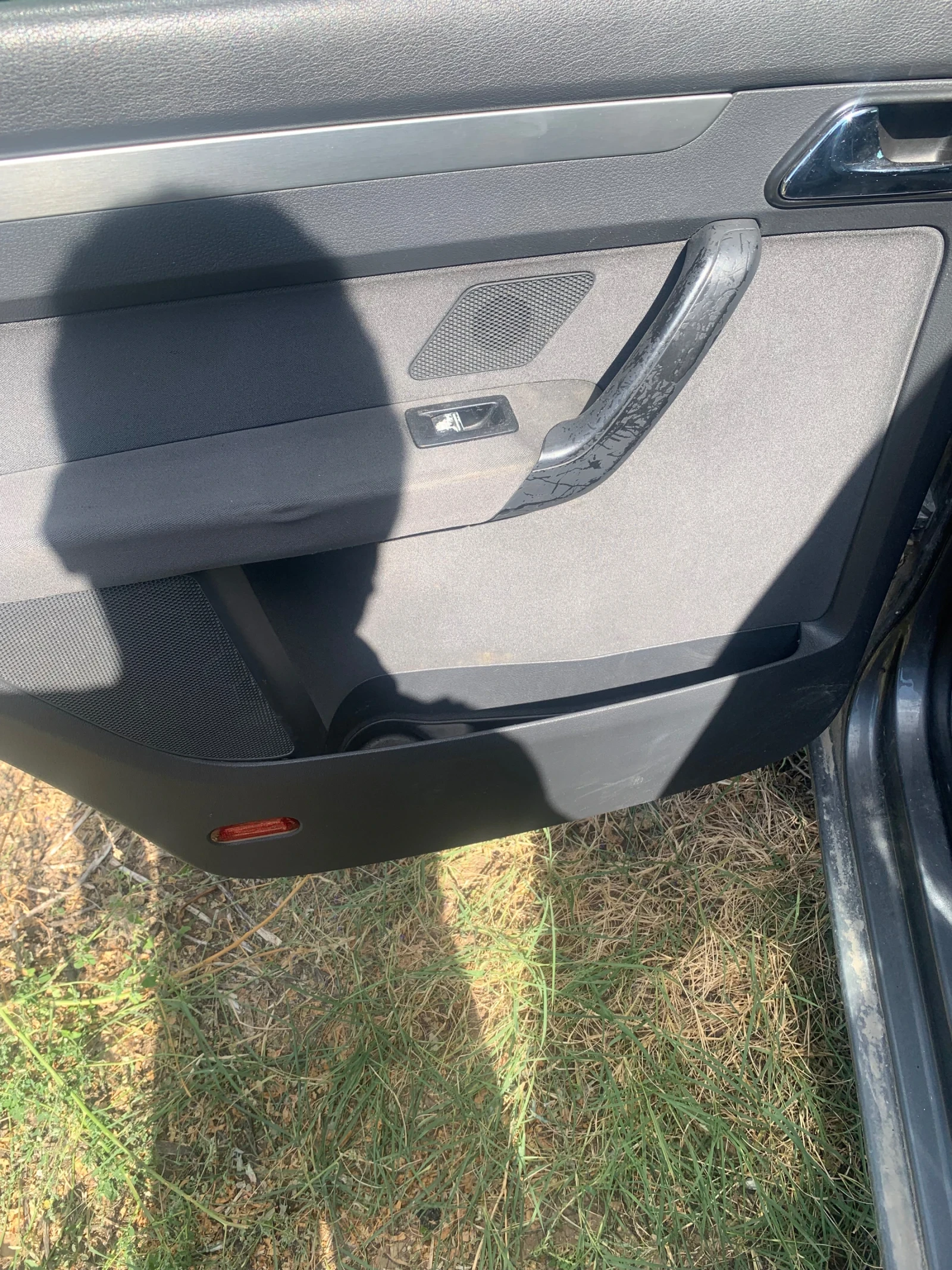 VW Touran Ван, снимка 6 - Автомобили и джипове - 56311600
