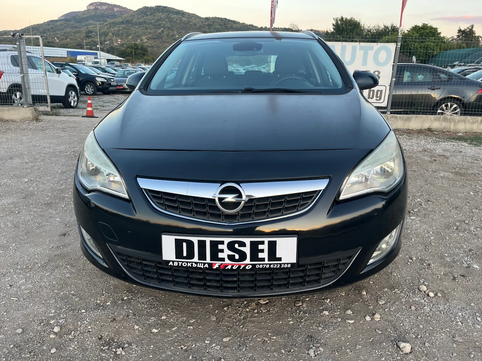 Opel Astra 1.7CDTI-125-ITALIA, снимка 2 - Автомобили и джипове - 56320785