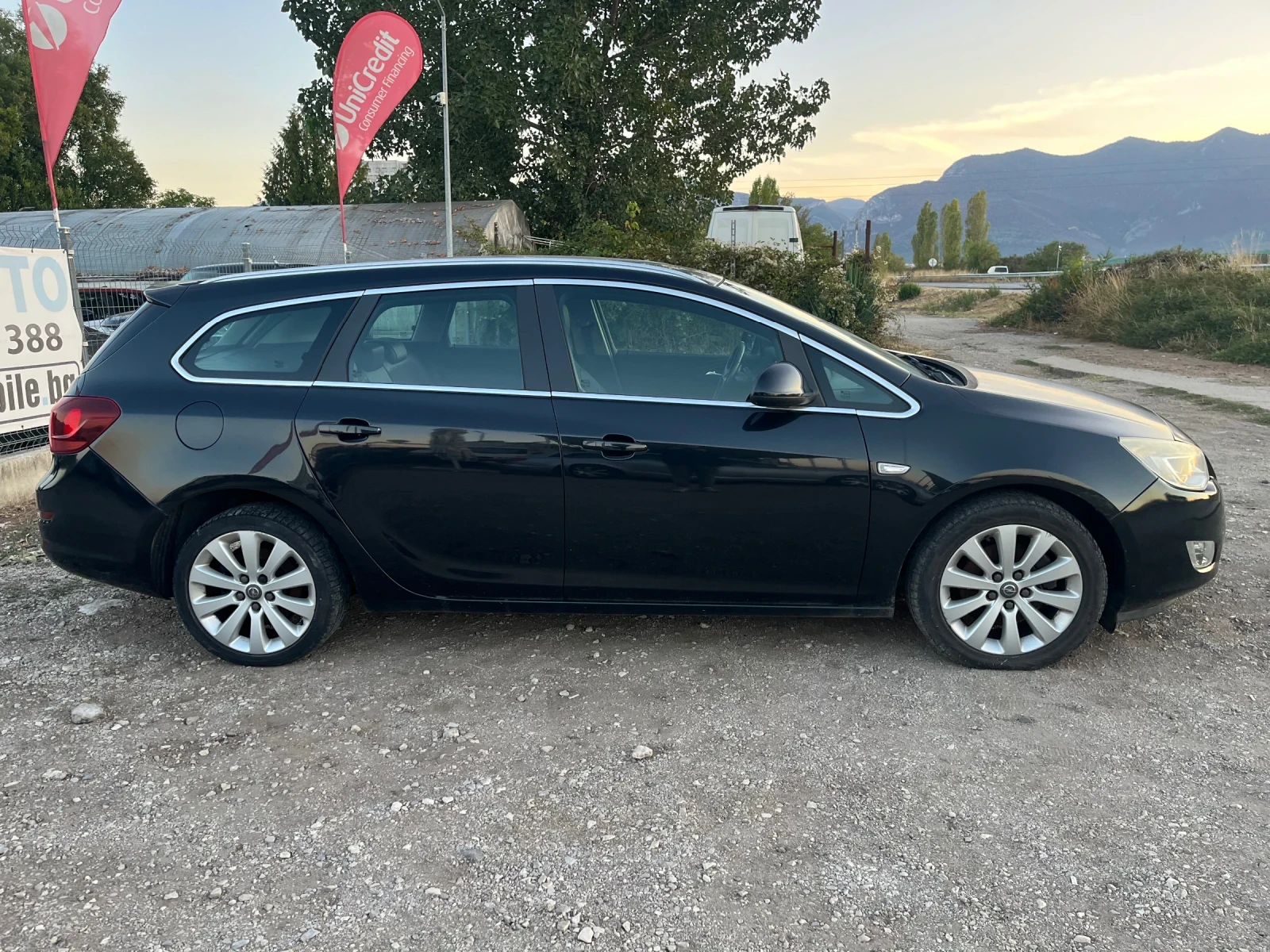 Opel Astra 1.7CDTI-125-ITALIA, снимка 4 - Автомобили и джипове - 56320785