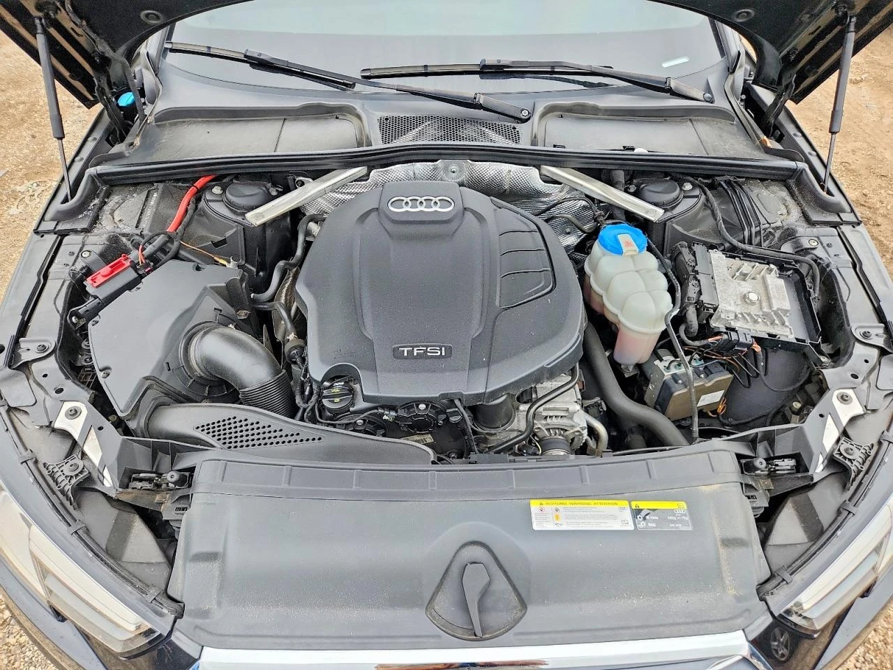 Audi A4 2.0l Premium, снимка 11 - Автомобили и джипове - 56349738