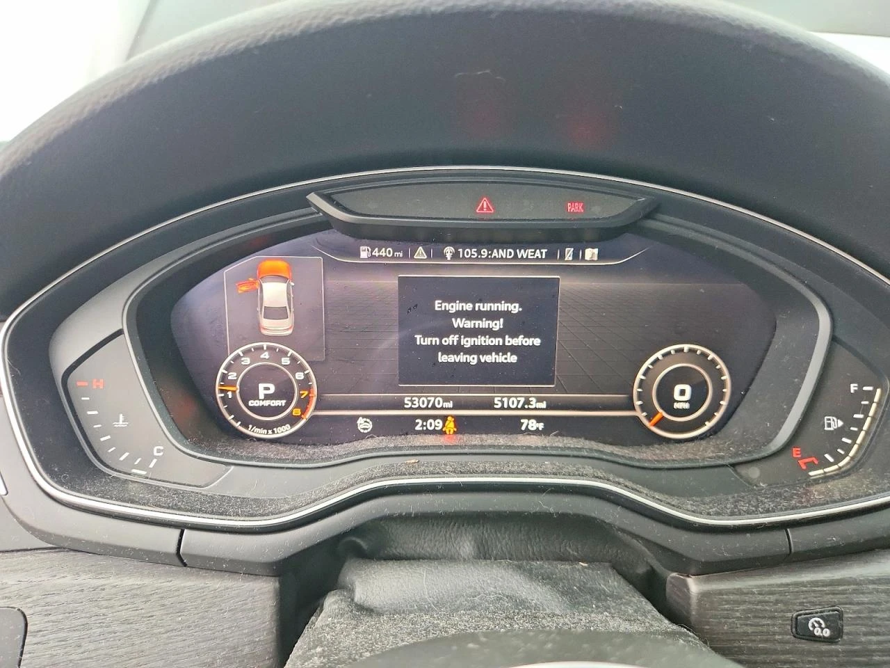 Audi A4 2.0l Premium, снимка 9 - Автомобили и джипове - 56349738