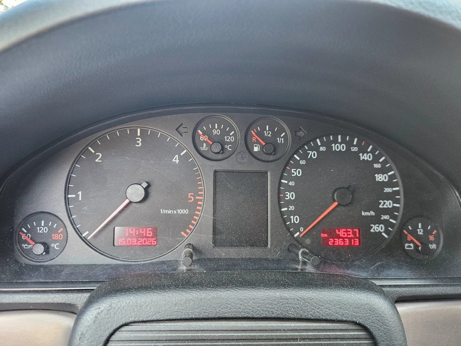 Audi A4 1.9 TDI, снимка 12 - Автомобили и джипове - 56446755
