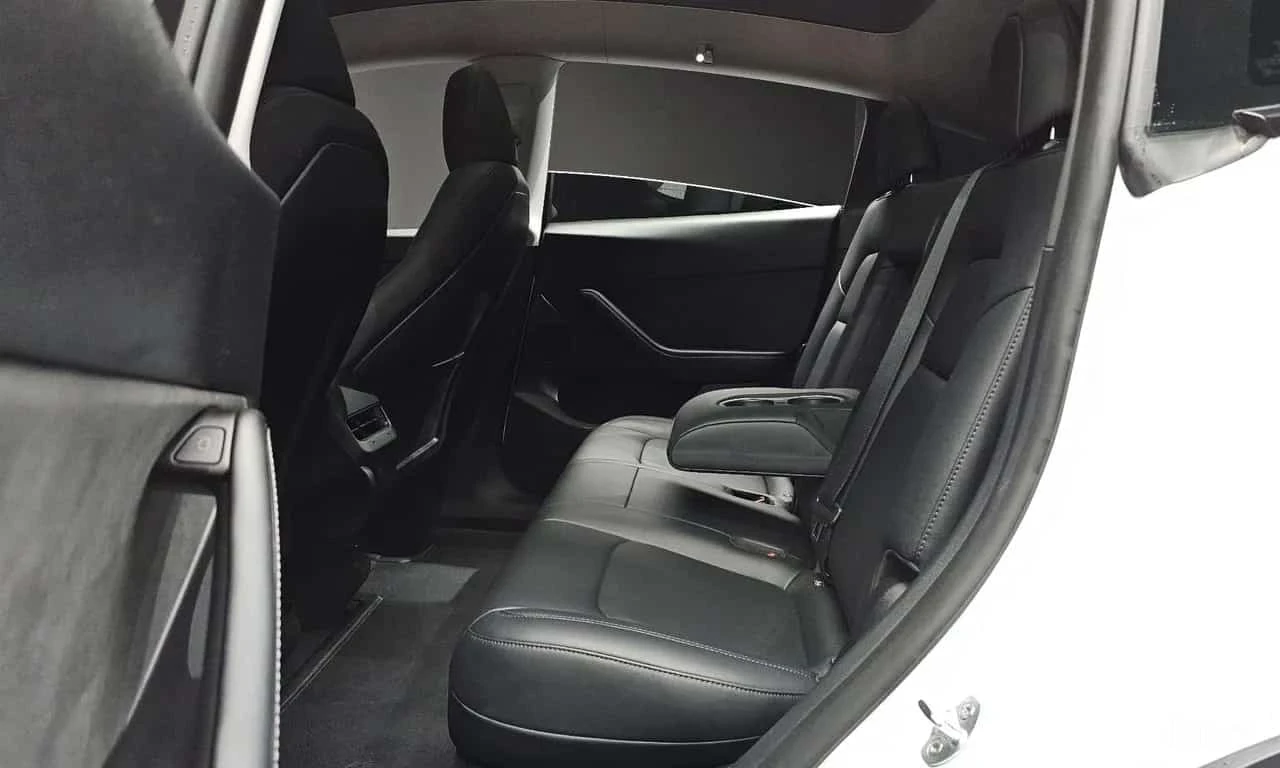 Tesla Model Y * RWD * , снимка 11 - Автомобили и джипове - 56483497