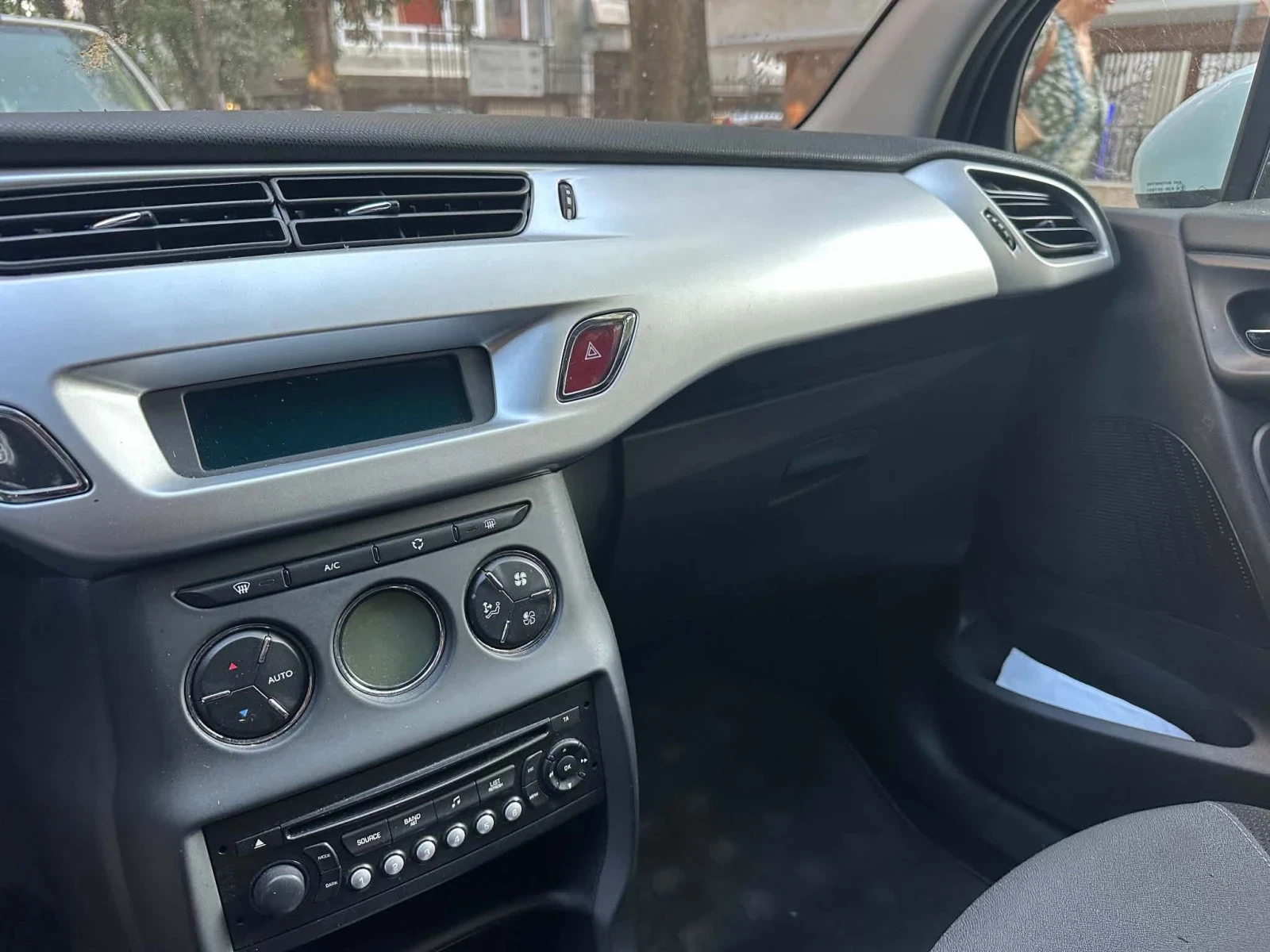 Citroen C3, снимка 6 - Автомобили и джипове - 56512634