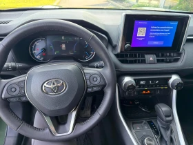 Toyota Rav4 Hybrid XLE * 2 КЛЮЧА * ПАНОРАМА * CARFAX, снимка 9