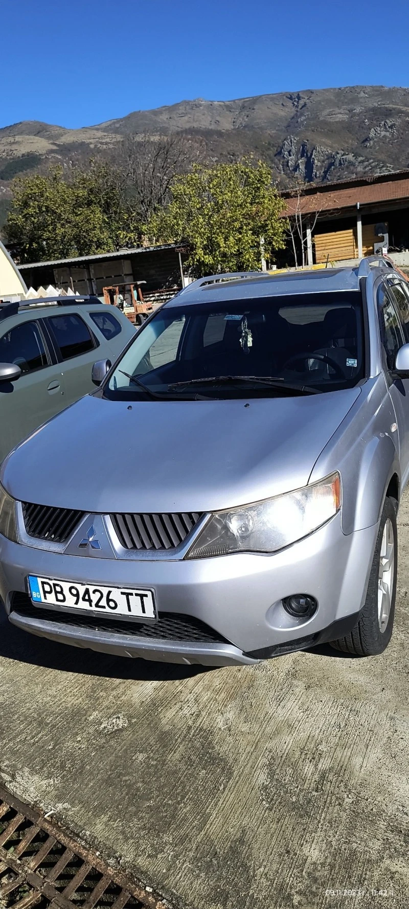 Mitsubishi Outlander, снимка 1 - Автомобили и джипове - 46923704