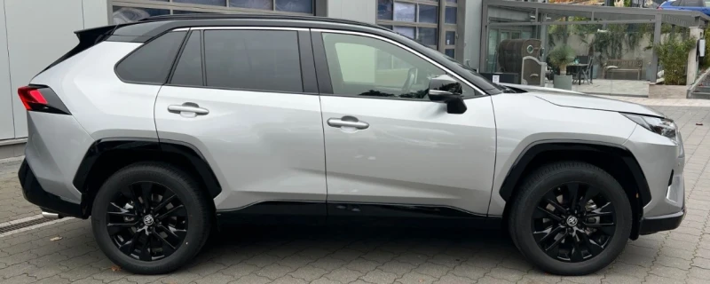 Toyota Rav4 2.5 Hybrid 4x2 218к.с. Style Кожа JBL 360 Камера, снимка 5 - Автомобили и джипове - 48361007