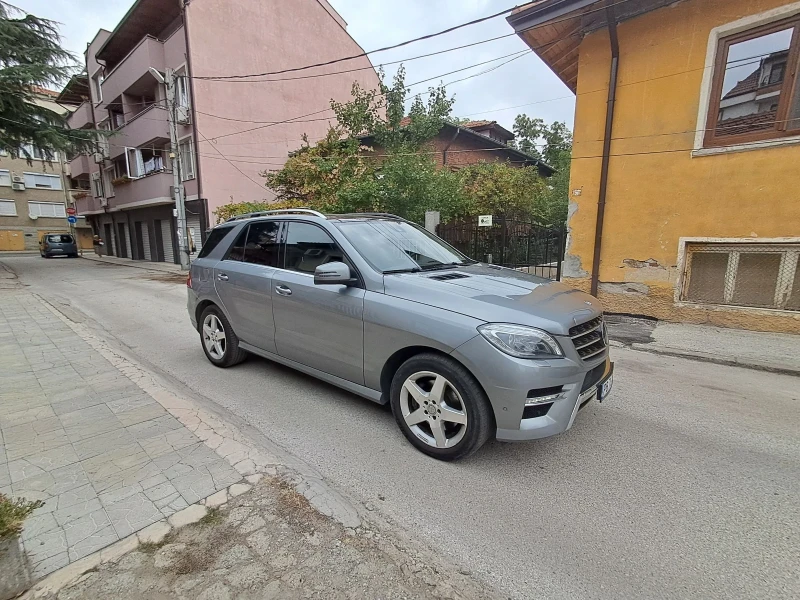 Mercedes-Benz ML 350 CDI AMG, снимка 3 - Автомобили и джипове - 52191192