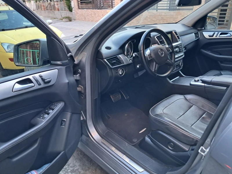Mercedes-Benz ML 350 CDI AMG, снимка 13 - Автомобили и джипове - 52191192