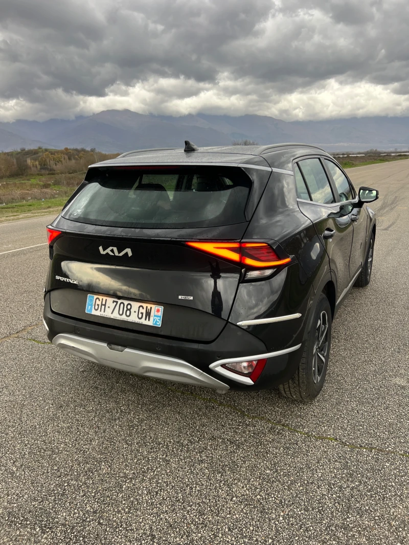 Kia Sportage 1.6 T-GDI HYBRID, снимка 13 - Автомобили и джипове - 52644598