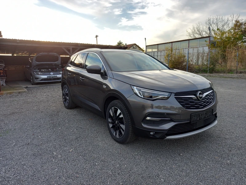Opel Grandland X 1.2 БЕНЗИН+ ГАЗ, снимка 2 - Автомобили и джипове - 52255510