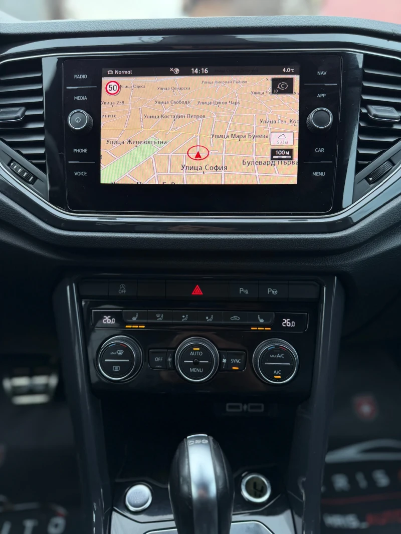 VW T-Roc 2.0 TSI  R-LINE 4 Motion Внос Швейцария, снимка 10 - Автомобили и джипове - 53209505