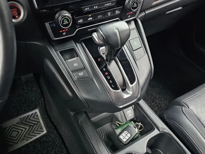Honda Cr-v 5Th Generation 1.5 Touring 4Wd, снимка 9 - Автомобили и джипове - 55049013