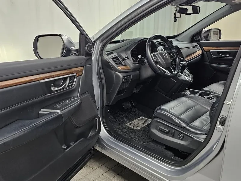 Honda Cr-v 5Th Generation 1.5 Touring 4Wd, снимка 10 - Автомобили и джипове - 55049013