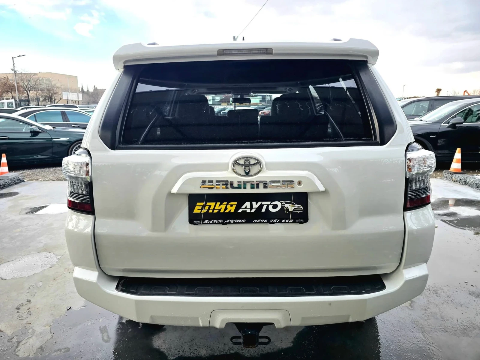 Toyota 4runner 4.0I 4X4 НАПЪЛНО ОБСЛУЖЕН 20000ХИЛ КМ ЛИЗИНГ 100% - изображение 8