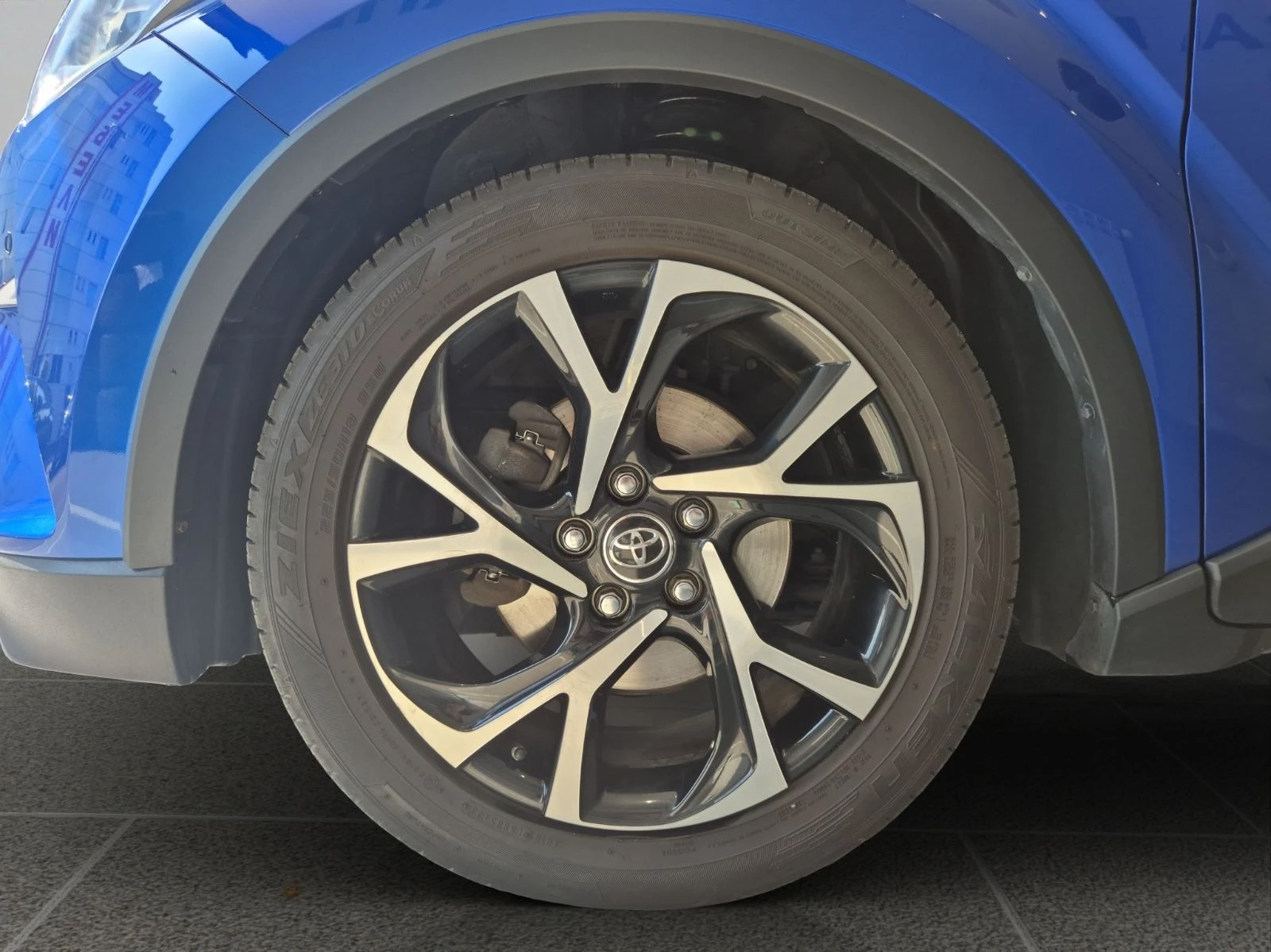 Toyota C-HR  C-HR 1.8 HYBRID / 98 HP EAT6 | Mobile.bg   16