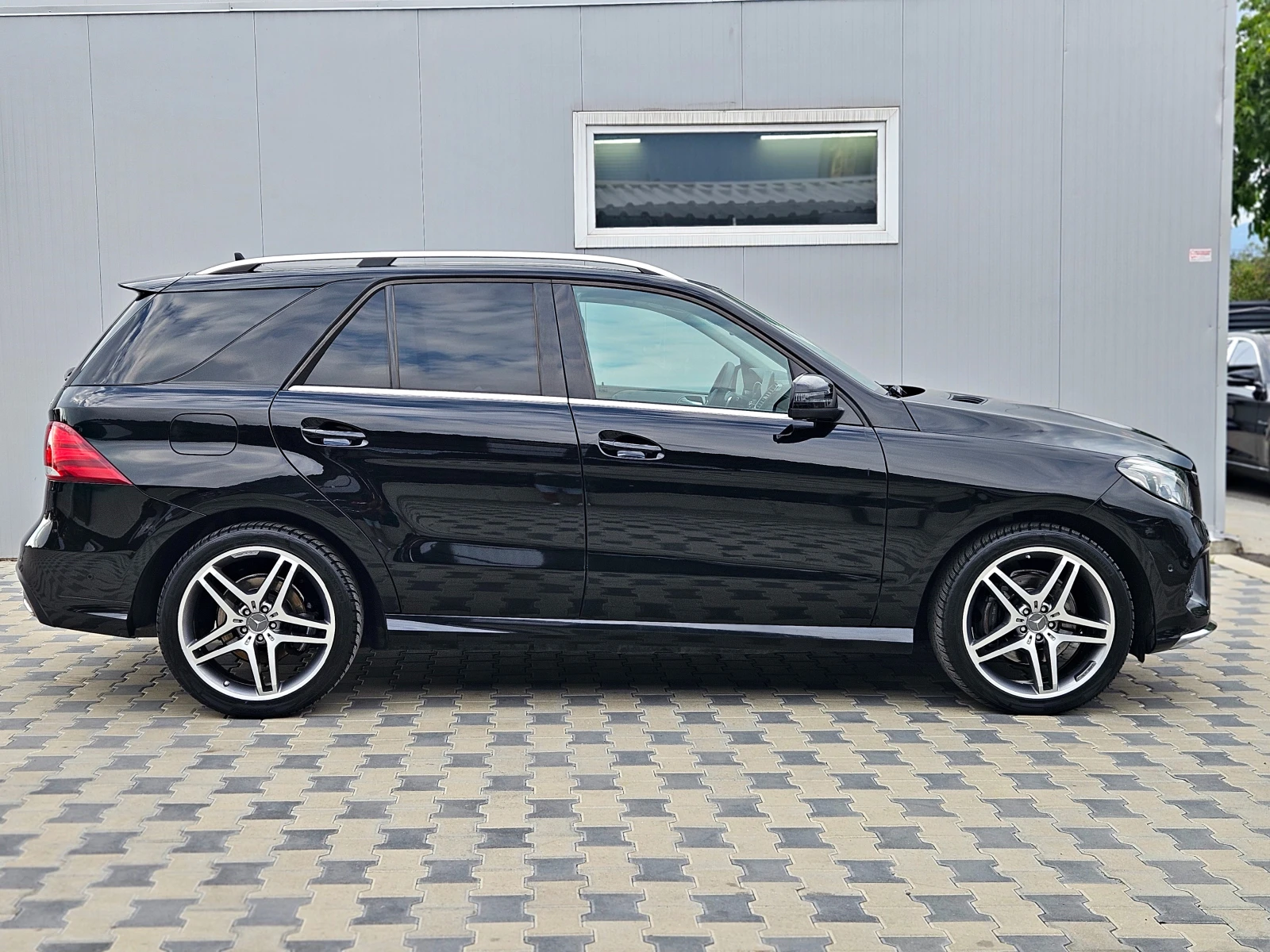 Mercedes-Benz GLE 350 AMG/GERMANY/PANO/360CAMERA/HARMAN/AMBIENT/AIR/LIZI - изображение 4
