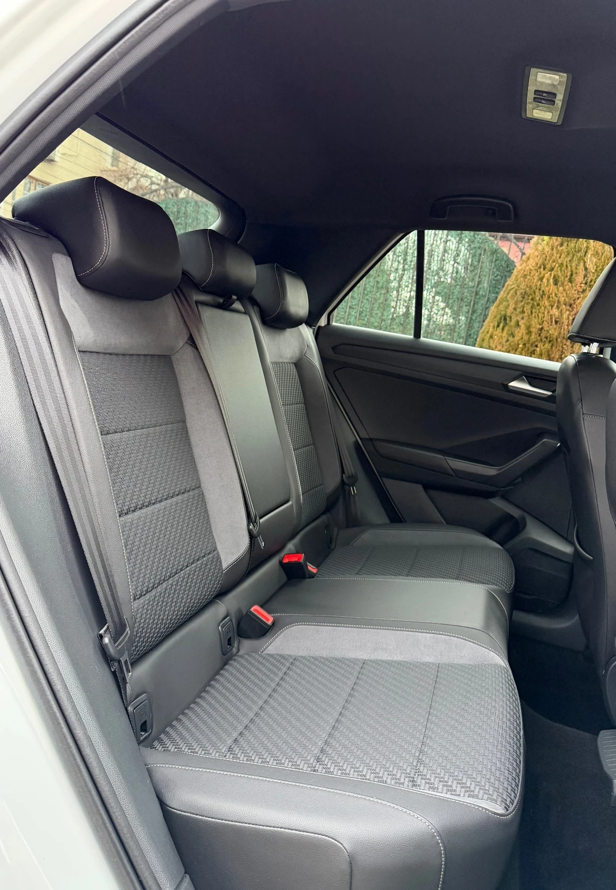 VW T-Roc 2.0 TSI  R-LINE 4 Motion ���� ��������� | Mobile.bg � ����������� 13