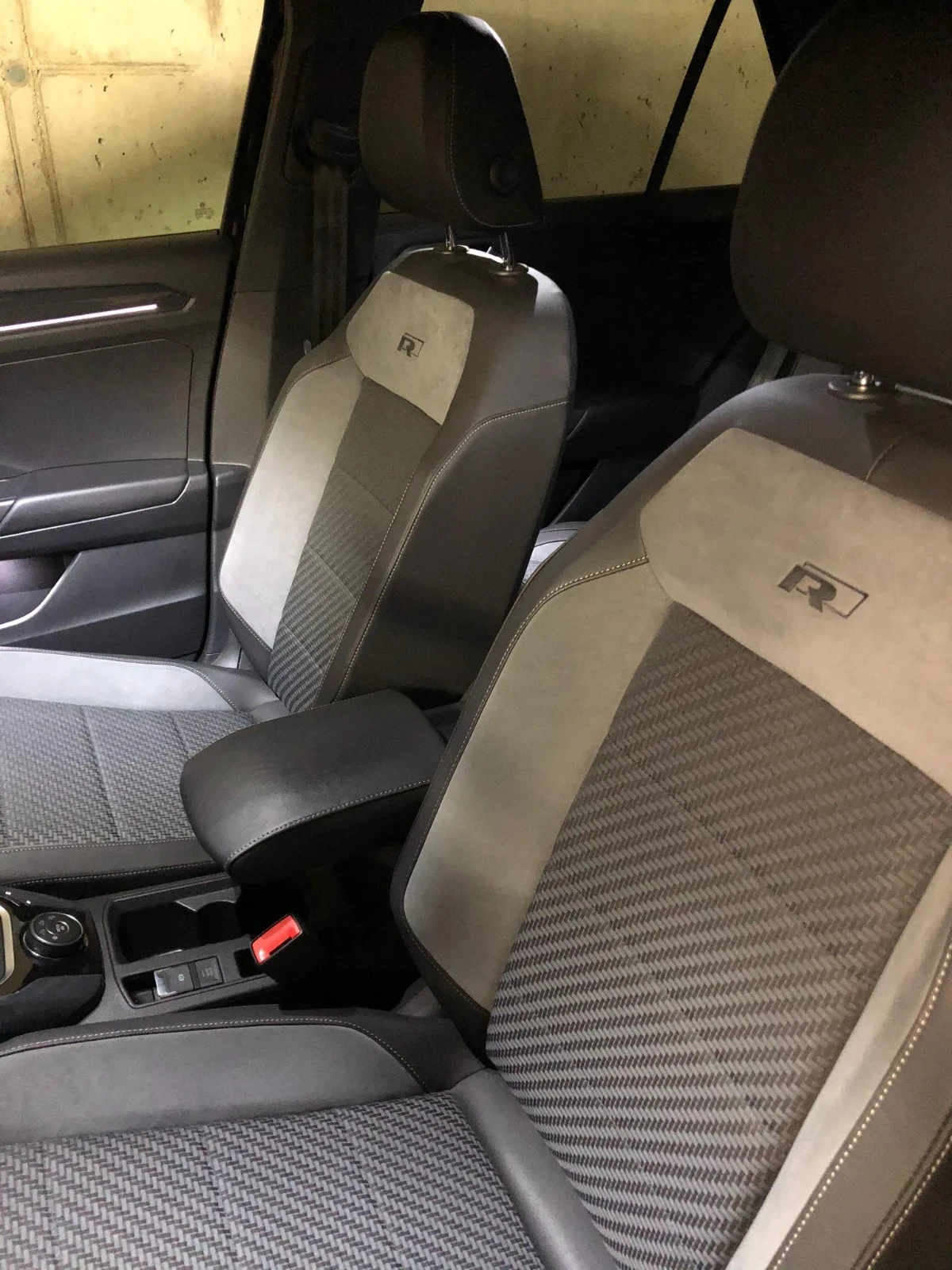 VW T-Roc 2.0 TSI  R-LINE 4 Motion ���� ��������� | Mobile.bg � ����������� 5