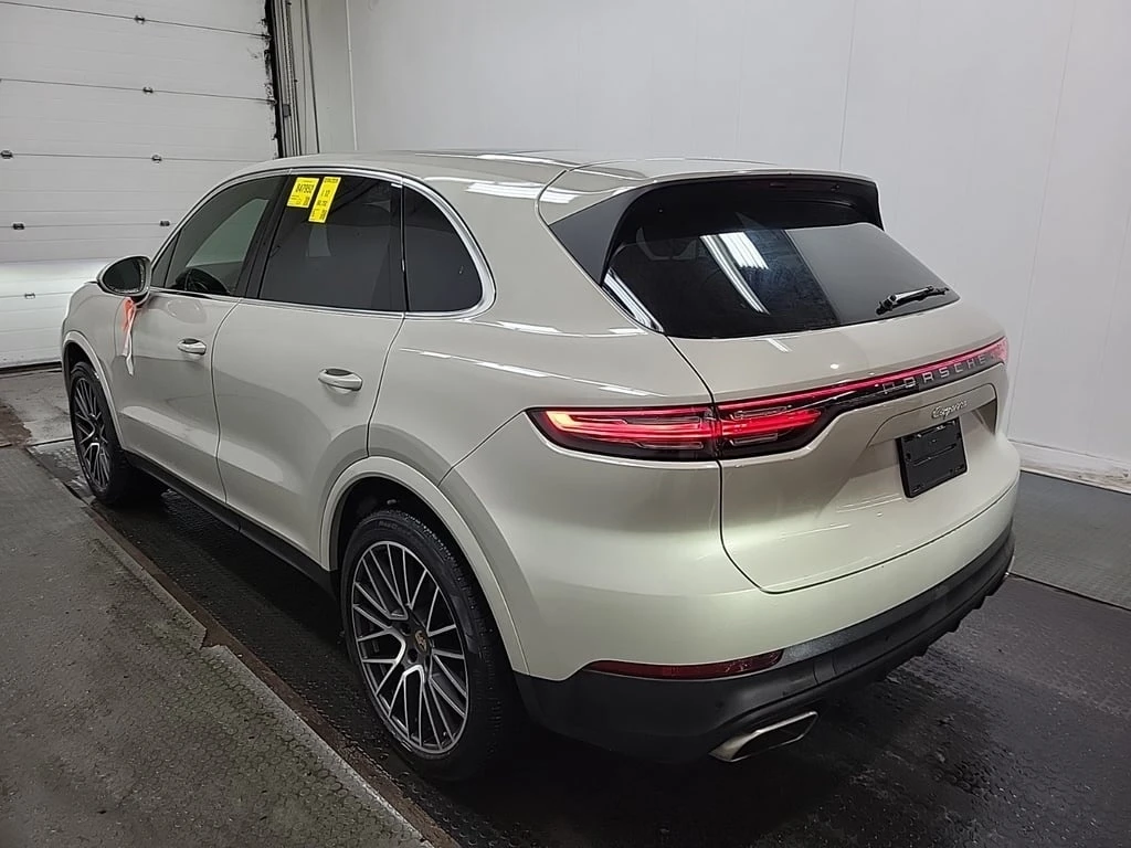 Porsche Cayenne * AWD * CARFAX * DISTRONIC* ОБДУХВАНЕ* ПАНОРАМА - изображение 4