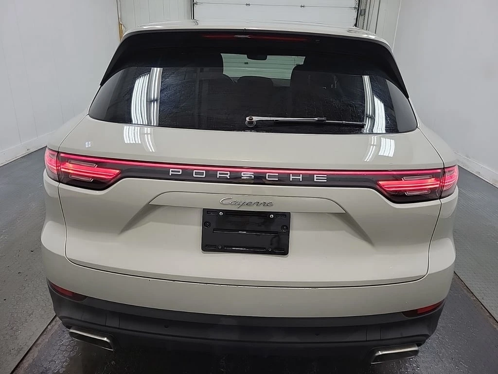 Porsche Cayenne * AWD * CARFAX * DISTRONIC* ОБДУХВАНЕ* ПАНОРАМА - изображение 7