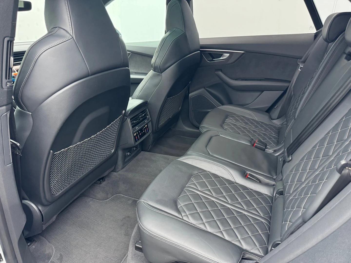 Audi Q8 50 TDI quattro, снимка 9 - Автомобили и джипове - 54353491