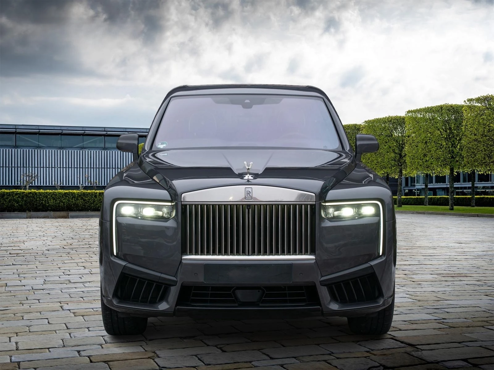 Rolls-Royce Cullinan SERIES II/FACELIFT/SHOOTING STAR/BESPOKE/, снимка 2 - Автомобили и джипове - 53731107