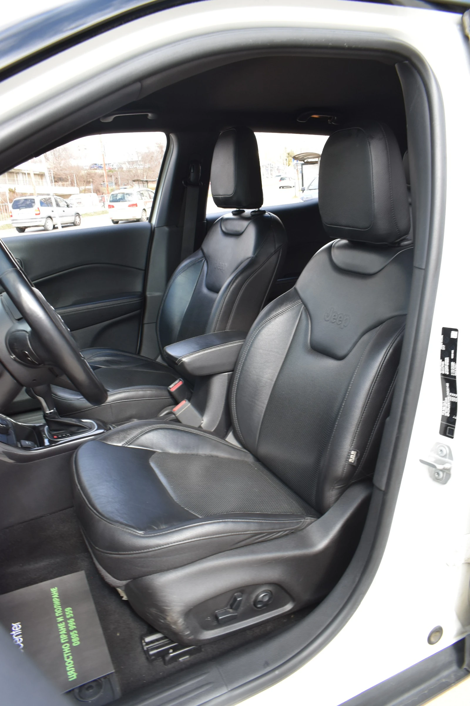 Jeep Compass 1.33PHEV* 4x4* CAMERA* FULL, снимка 9 - Автомобили и джипове - 53799420