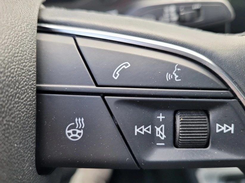 Audi Q3 45 TFSI Sport QUATTRO Full Led ОЧАКВАН ВНОС , снимка 16 - Автомобили и джипове - 53953853