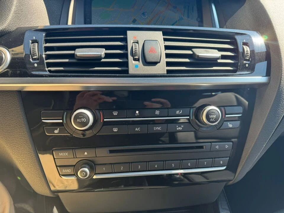 BMW X3 xDrive* 28i* АвтоКредит* (ЦЕНА ДО БГ), снимка 14 - Автомобили и джипове - 54173205