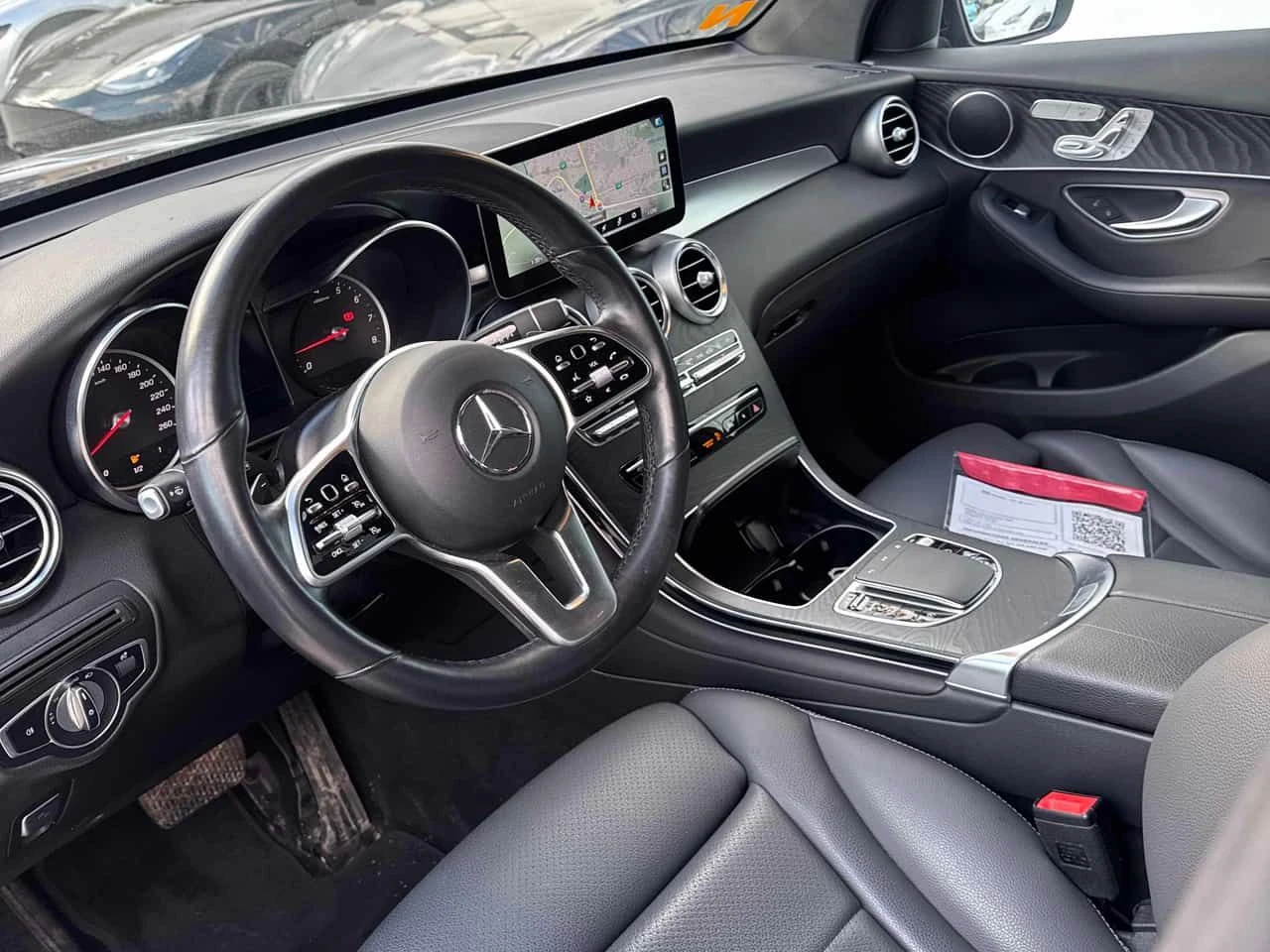 Mercedes-Benz GLC 300 * ПРЕДСТАВИТЕЛСТВО * 360 * ПОДГРЕВ * ПАМЕТ, снимка 5 - Автомобили и джипове - 54460337